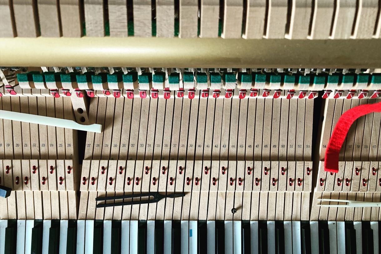 réparation piano 33 24 